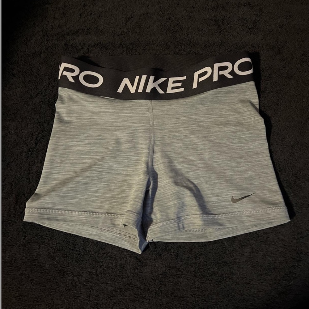 Nike dri-fit pro shorts size Small